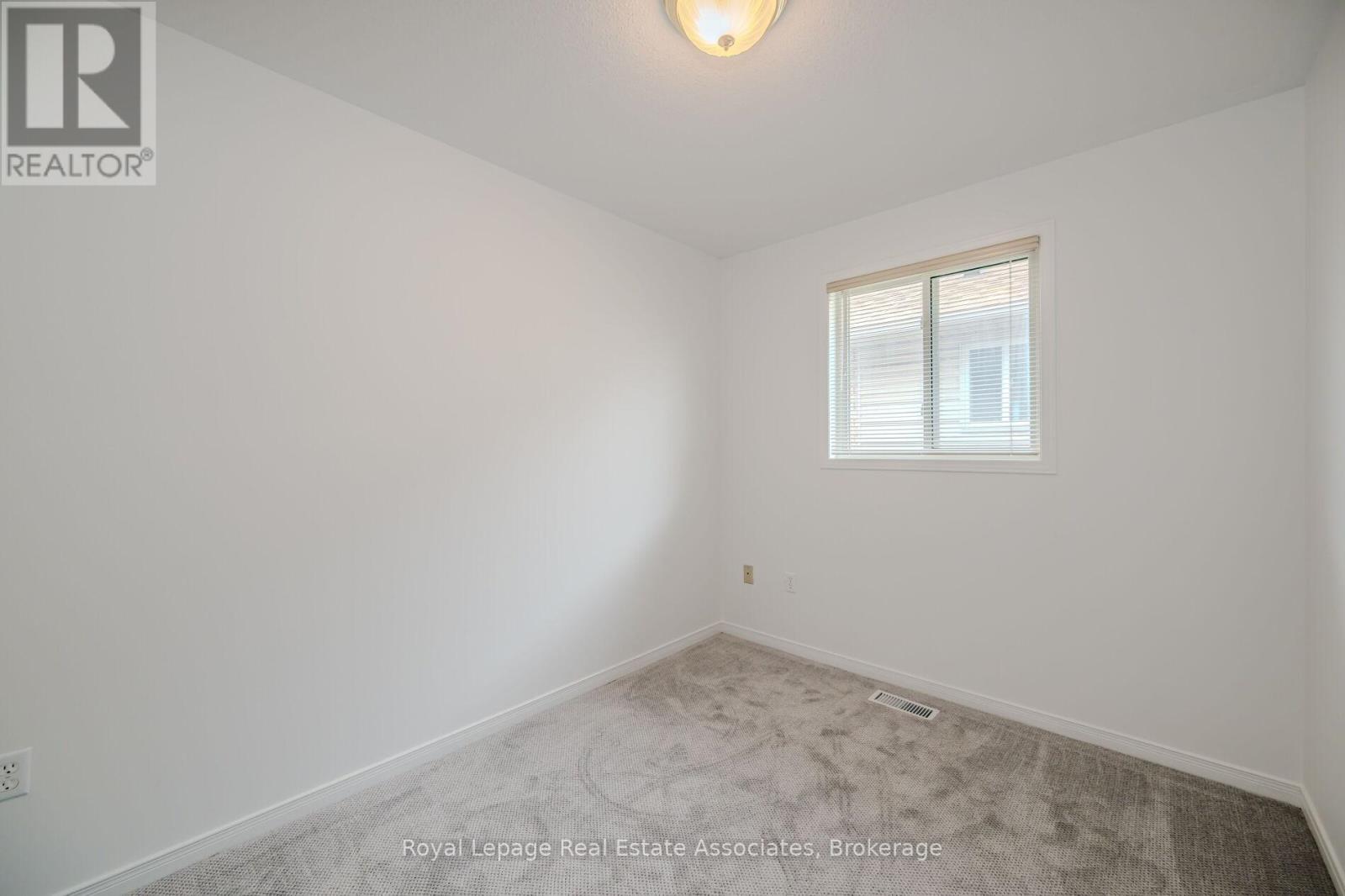 2887 Darien Road, Burlington, Ontario  L7M 4K1 - Photo 26 - W12510336