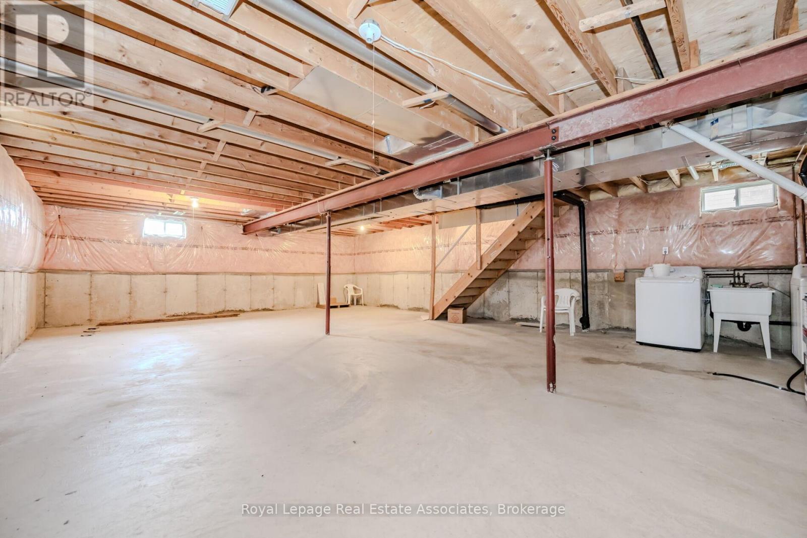 2887 Darien Road, Burlington, Ontario  L7M 4K1 - Photo 33 - W12510336