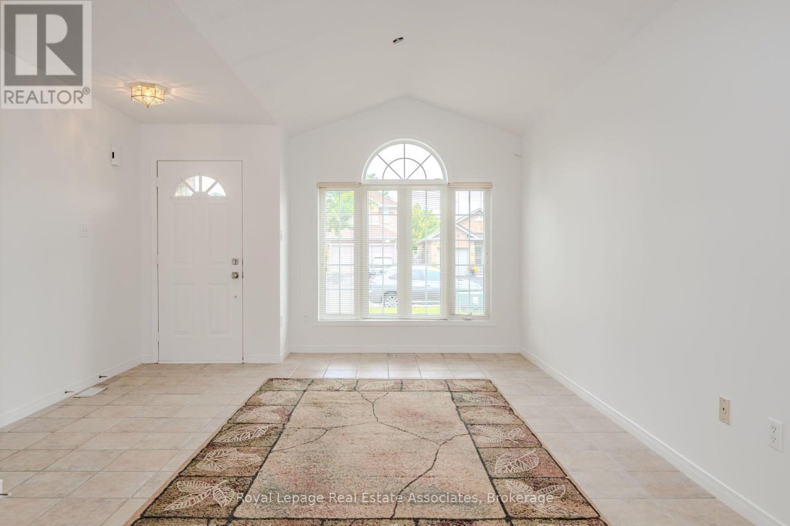 2887 Darien Road, Burlington, Ontario  L7M 4K1 - Photo 8 - W12510336