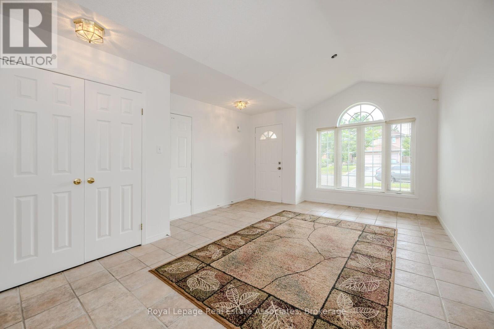 2887 Darien Road, Burlington, Ontario  L7M 4K1 - Photo 9 - W12510336