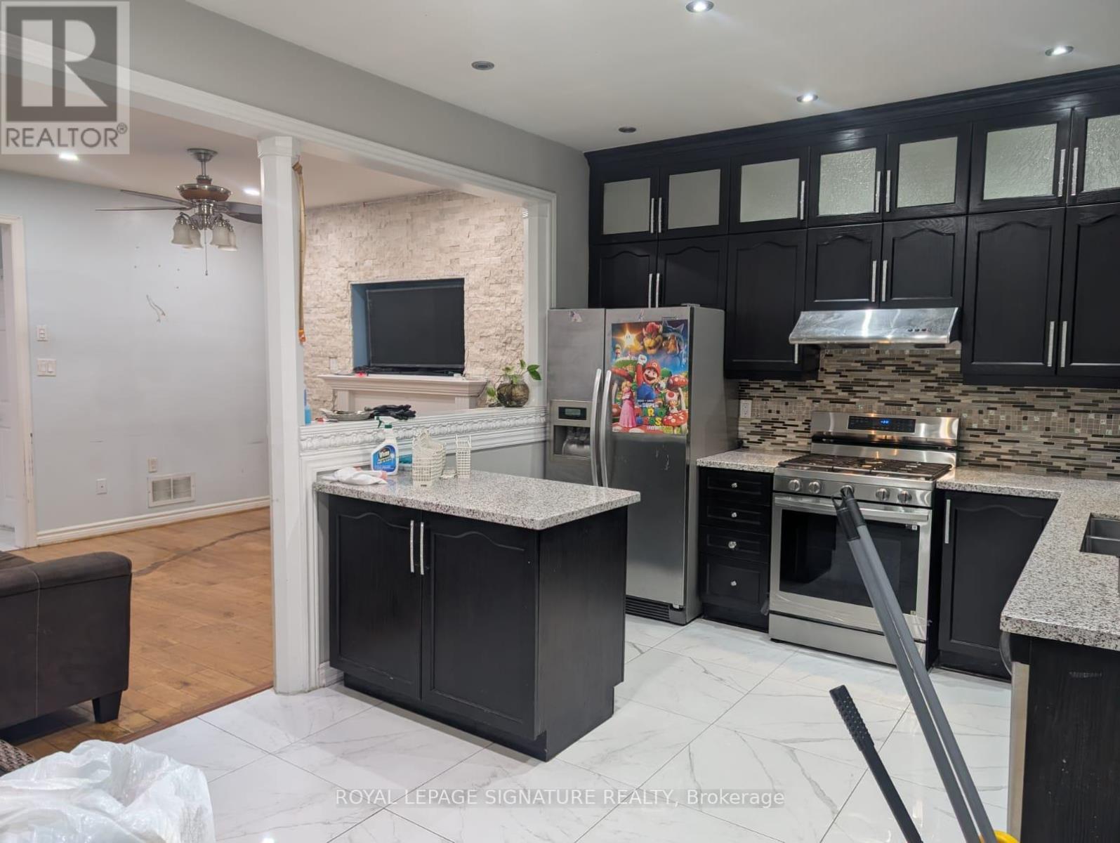 Unknown Address, ,    - Photo 5 - W12510352