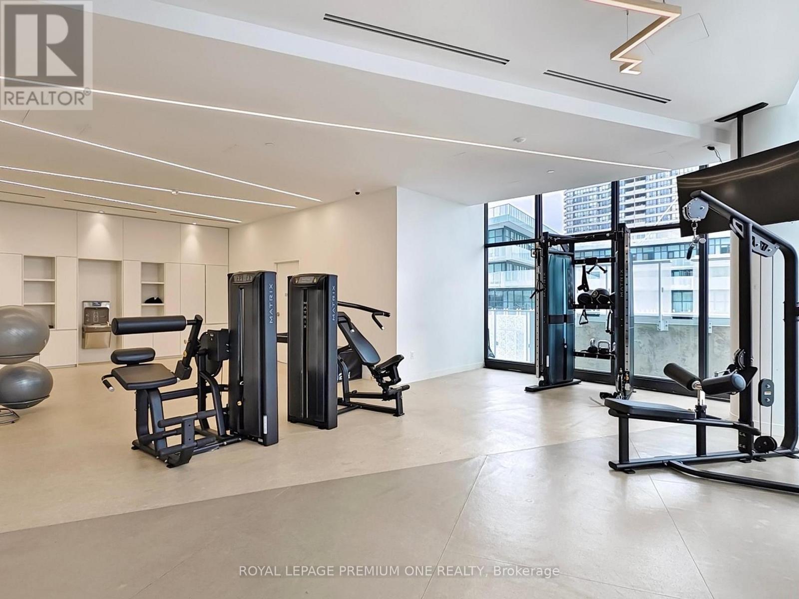 2406 - 3900 Confederation Parkway Sw, Mississauga, Ontario  L5B 0M3 - Photo 14 - W12510364