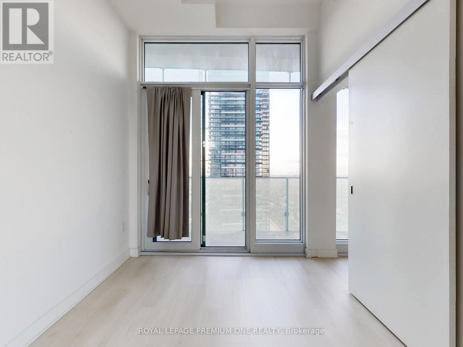 2406 - 3900 Confederation Parkway Sw, Mississauga, Ontario  L5B 0M3 - Photo 31 - W12510364