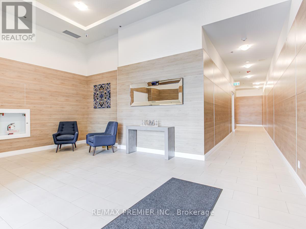 414 - 2522 Keele Street, Toronto, Ontario  M6L 0A2 - Photo 2 - W12510378