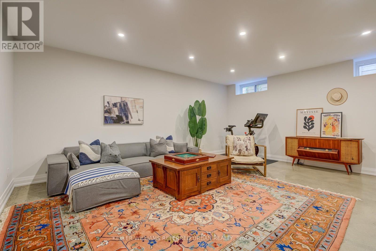 14 Meadowvale Drive, Toronto, Ontario  M8Y 2N8 - Photo 26 - W12510394