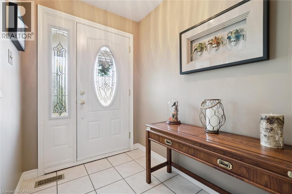 61 Sandsprings Crescent, Kitchener, Ontario  N2E 2A5 - Photo 5 - 40779442