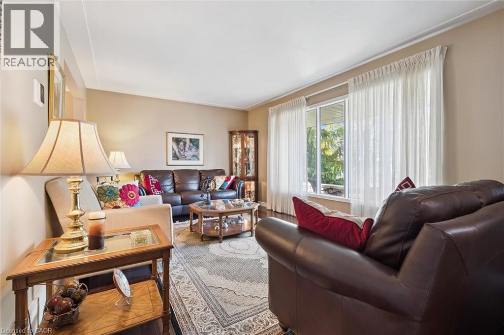 61 Sandsprings Crescent, Kitchener, Ontario  N2E 2A5 - Photo 6 - 40779442