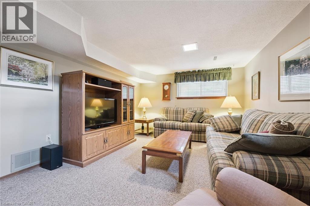 61 Sandsprings Crescent, Kitchener, Ontario  N2E 2A5 - Photo 20 - 40779442