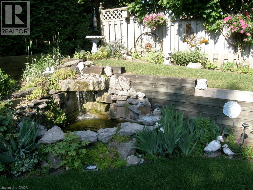 61 Sandsprings Crescent, Kitchener, Ontario  N2E 2A5 - Photo 27 - 40779442