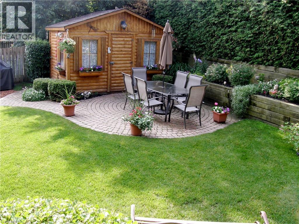 61 Sandsprings Crescent, Kitchener, Ontario  N2E 2A5 - Photo 30 - 40779442