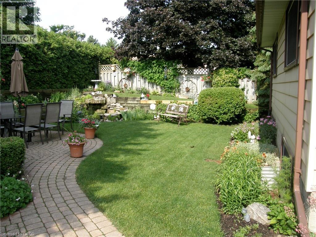 61 Sandsprings Crescent, Kitchener, Ontario  N2E 2A5 - Photo 38 - 40779442