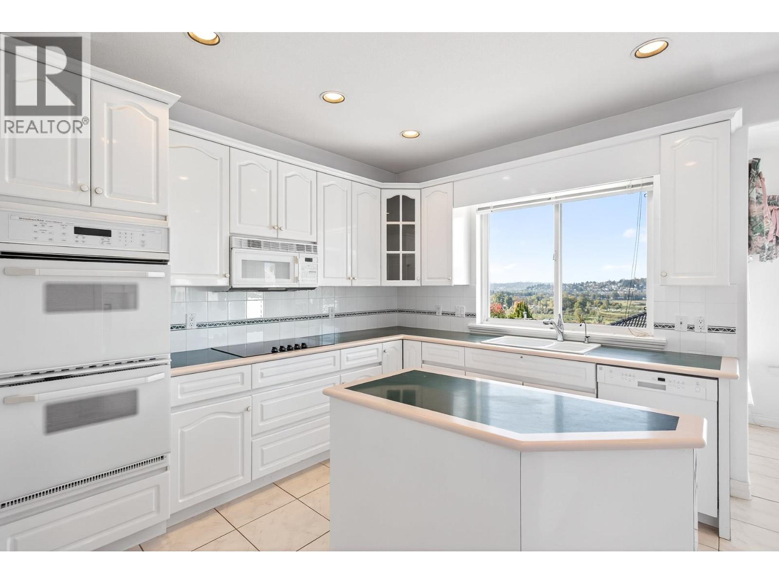 2643 Fortress Drive, Port Coquitlam, British Columbia  V3C 6G7 - Photo 11 - R3059779