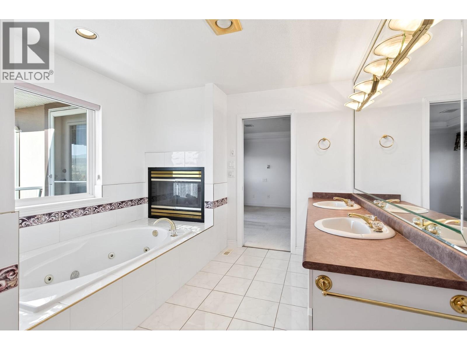 2643 Fortress Drive, Port Coquitlam, British Columbia  V3C 6G7 - Photo 25 - R3059779