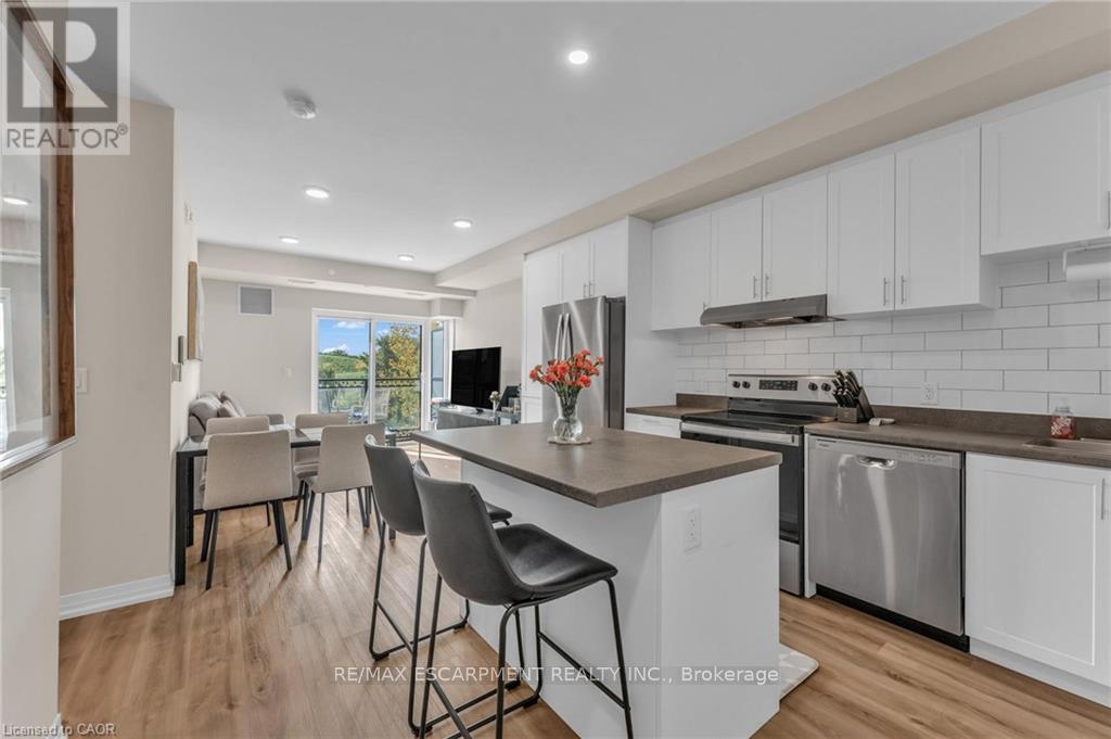 231 - 50 Herrick Avenue, St. Catharines, Ontario  L2P 0G3 - Photo 4 - X12510338