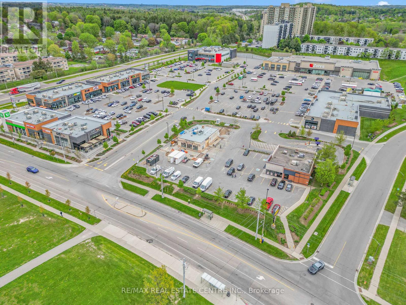 121 Hollybrook Trail, Kitchener, Ontario  N2R 0P1 - Photo 41 - X12510386