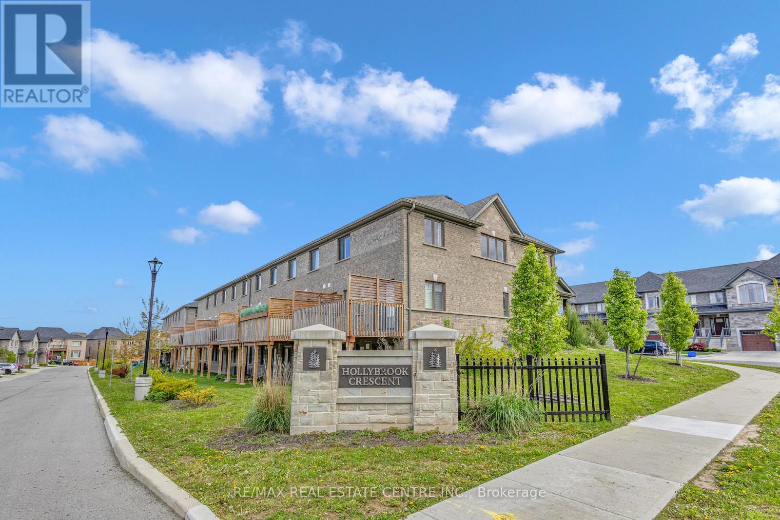 121 Hollybrook Trail, Kitchener, Ontario  N2R 0P1 - Photo 44 - X12510386