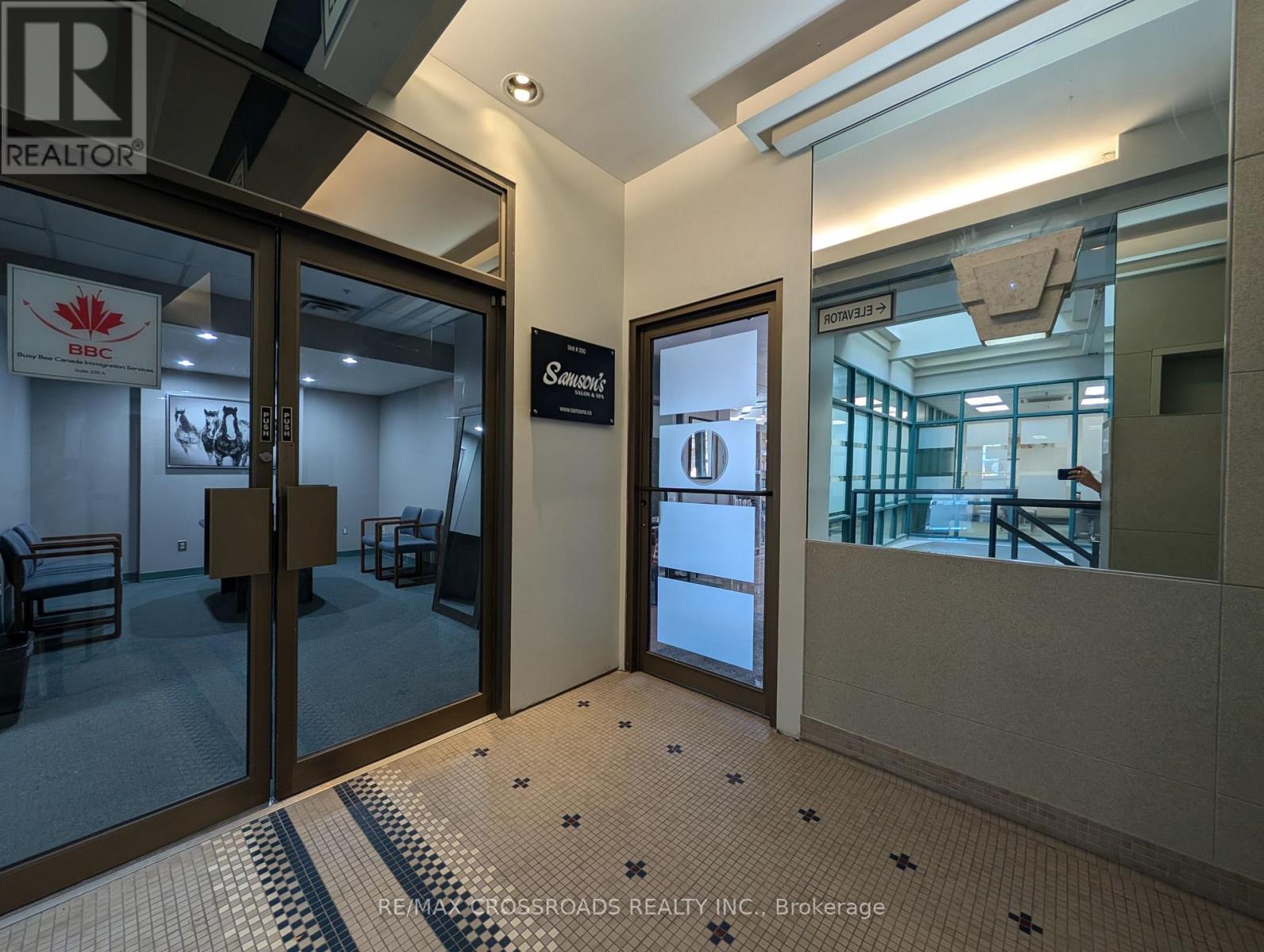 200 - 50 Dunlop Street E, Barrie, Ontario  L4M 6J9 - Photo 13 - S12505826