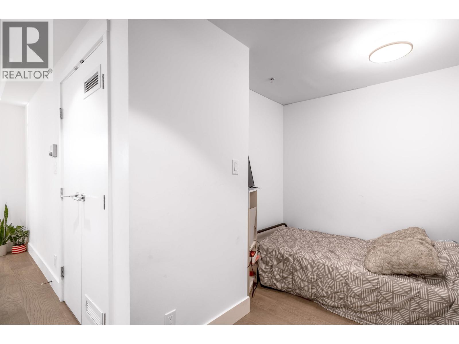 306 1675 Lions Gate Lane, North Vancouver, British Columbia  V7P 3B4 - Photo 13 - R3064824