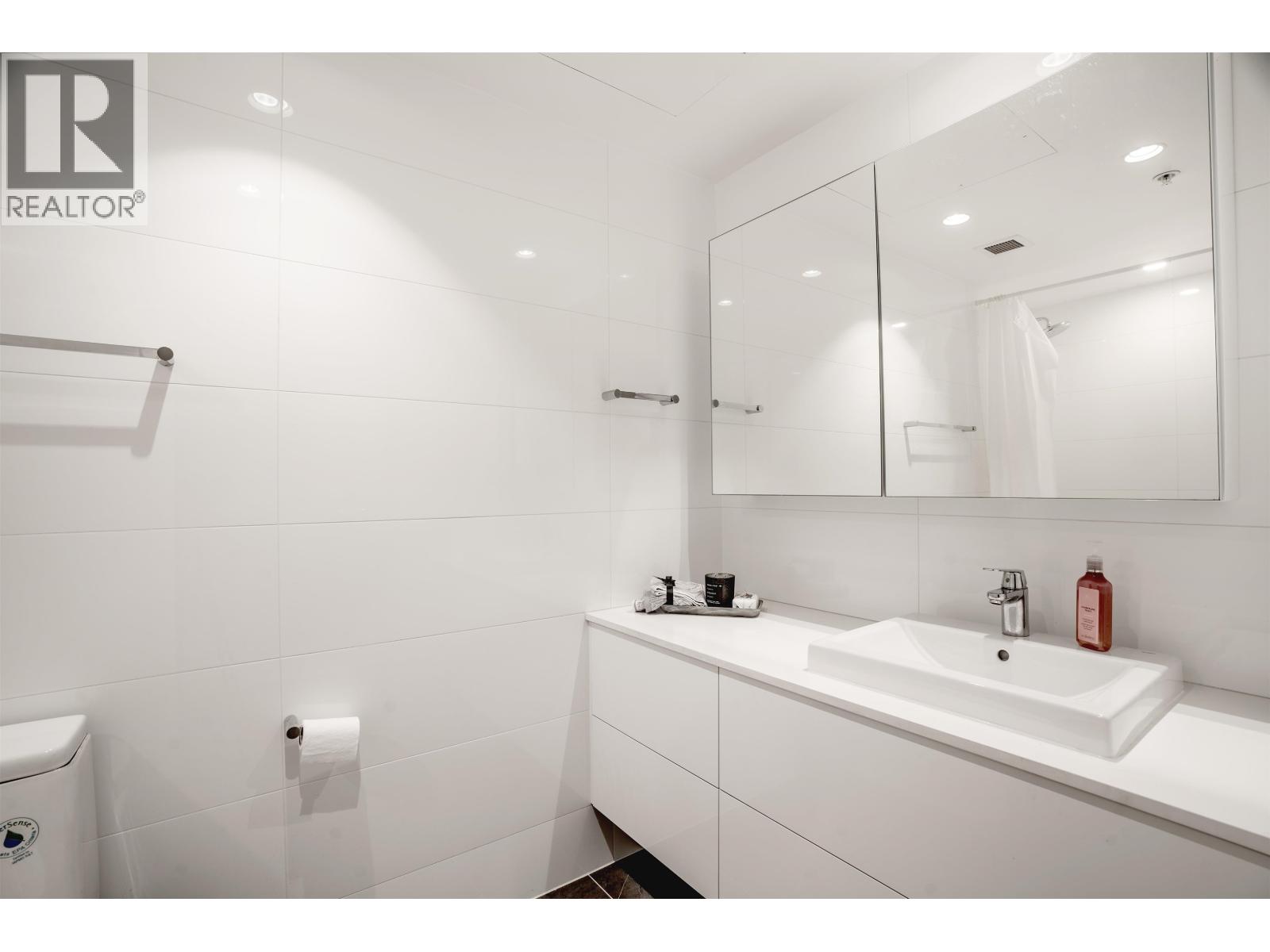 306 1675 Lions Gate Lane, North Vancouver, British Columbia  V7P 3B4 - Photo 15 - R3064824