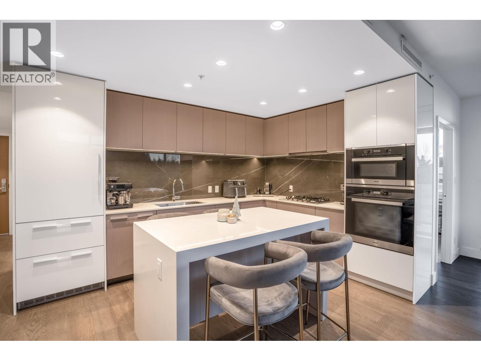 306 1675 Lions Gate Lane, North Vancouver, British Columbia  V7P 3B4 - Photo 4 - R3064824