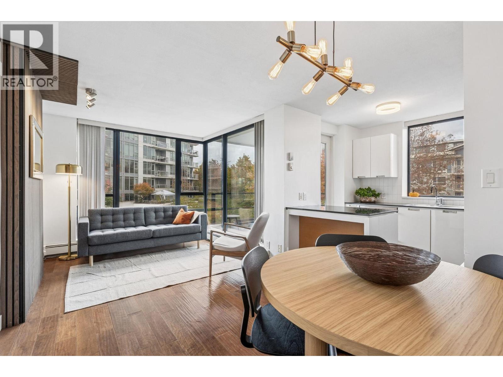 605 151 W 2nd Street, North Vancouver, British Columbia  V7M 3P1 - Photo 1 - R3064829