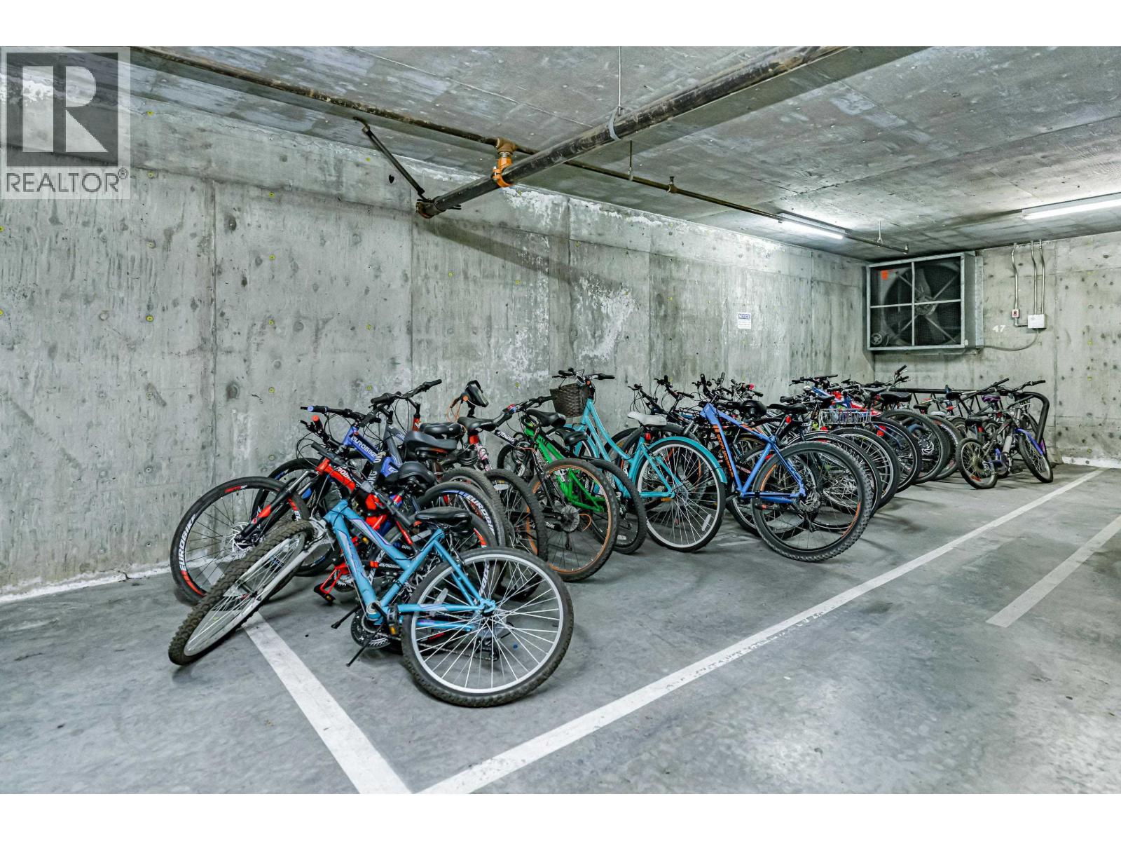 108 1215 Pacific Street, Coquitlam, British Columbia V3B 7M4 - Photo 32 - R3064833