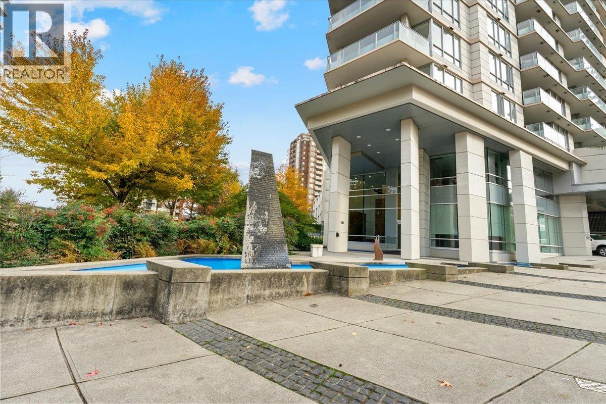 2208 4808 Hazel Street, Burnaby, British Columbia V5H 0A2 - Photo 2 - R3064835