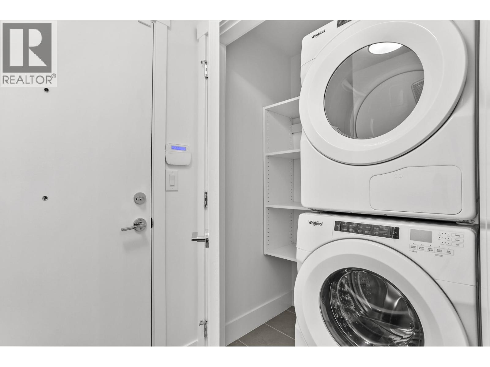 306 4788 Hastings Street, Burnaby, British Columbia V5C 0P3 - Photo 24 - R3064759