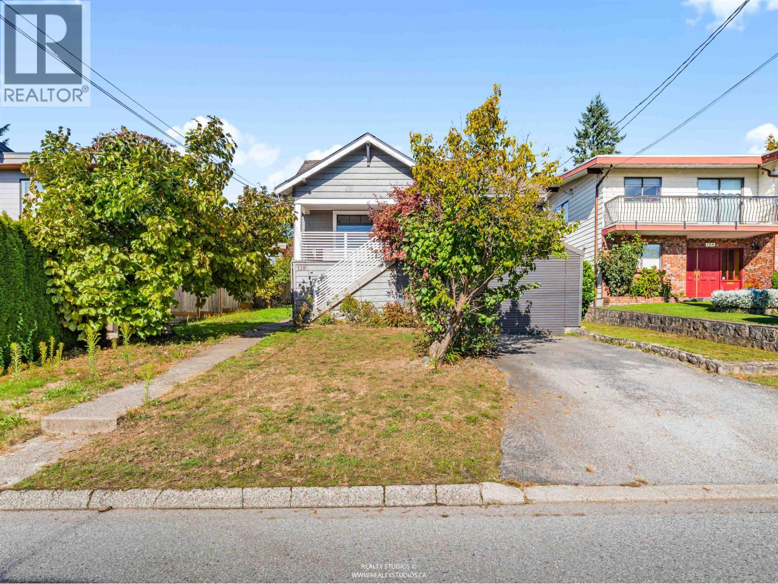 138 W Kings Road, North Vancouver, British Columbia  V7N 2L8 - Photo 1 - R3064846