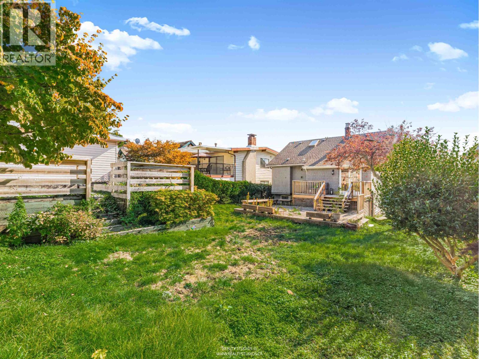 138 W Kings Road, North Vancouver, British Columbia  V7N 2L8 - Photo 34 - R3064846