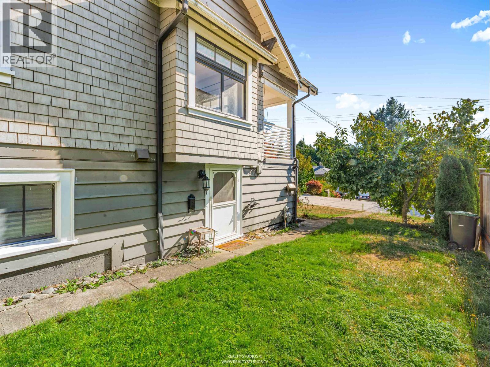 138 W Kings Road, North Vancouver, British Columbia  V7N 2L8 - Photo 35 - R3064846