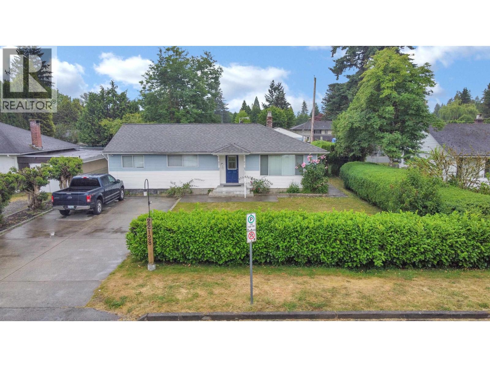 22128 119 Avenue, Maple Ridge, British Columbia  V2X 2Y8 - Photo 2 - R3064849