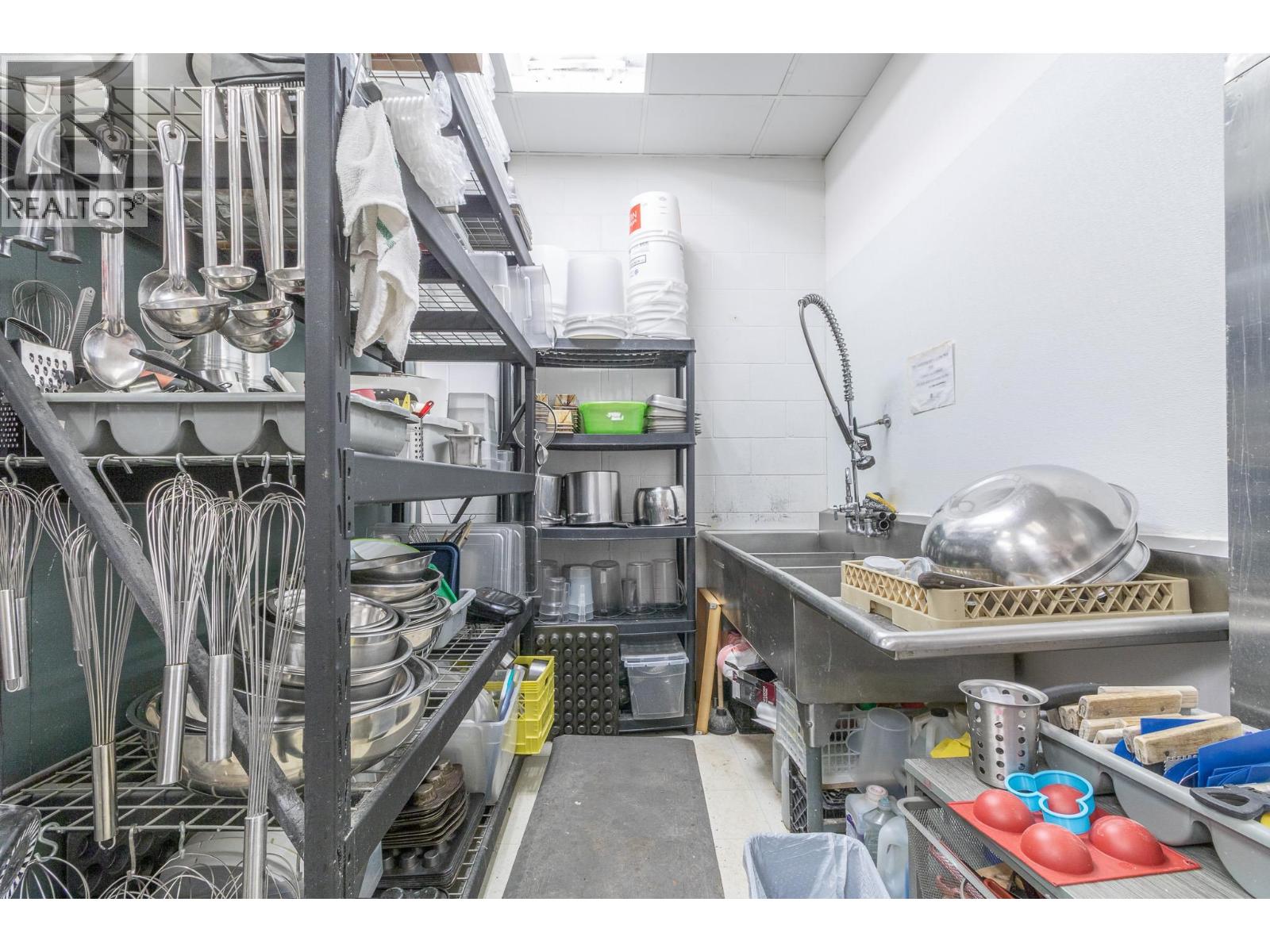 22777 Dewdney Trunk Road, Maple Ridge, British Columbia  V2X 3J2 - Photo 5 - C8073604