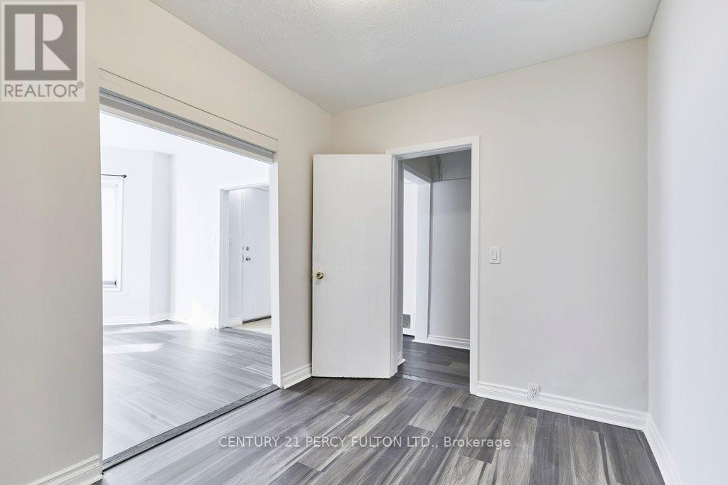 471 Shaw Street, Toronto, Ontario  M6G 3L4 - Photo 5 - C12510420