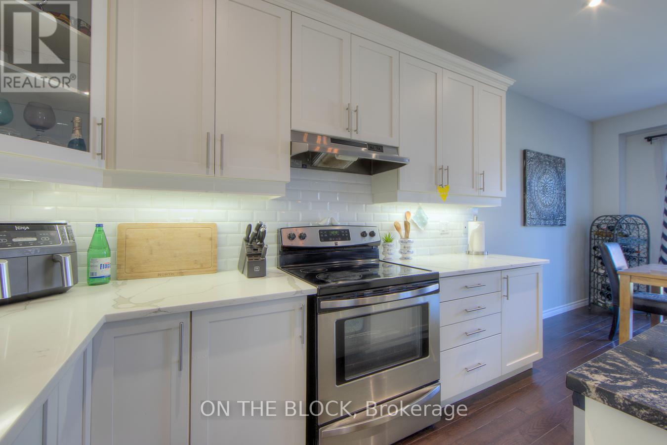 59 Hawke Crescent, New Tecumseth (Tottenham), Ontario  L0G 1W0 - Photo 17 - N12510444