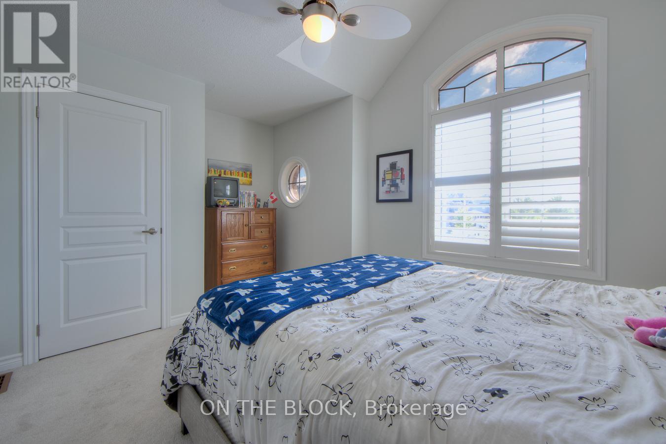 59 Hawke Crescent, New Tecumseth (Tottenham), Ontario  L0G 1W0 - Photo 38 - N12510444