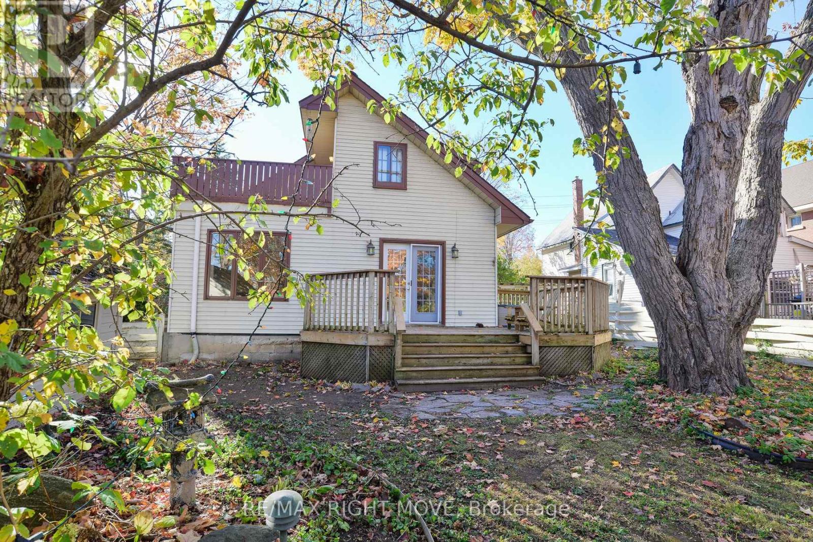 146 West Street N, Orillia, Ontario  L3V 5C5 - Photo 4 - S12510436