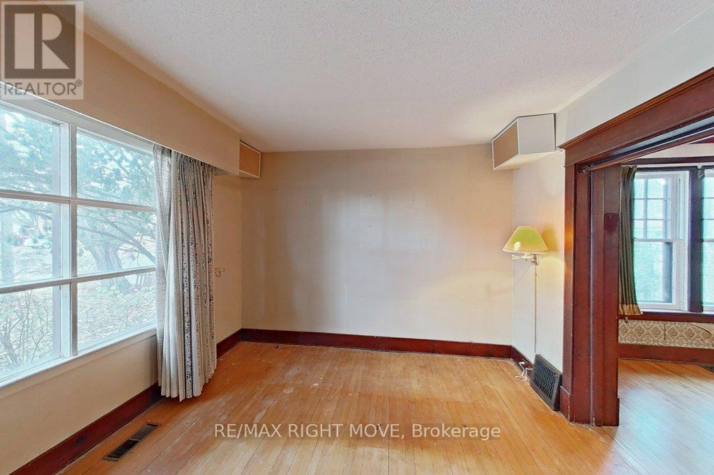 146 West Street N, Orillia, Ontario  L3V 5C5 - Photo 8 - S12510436