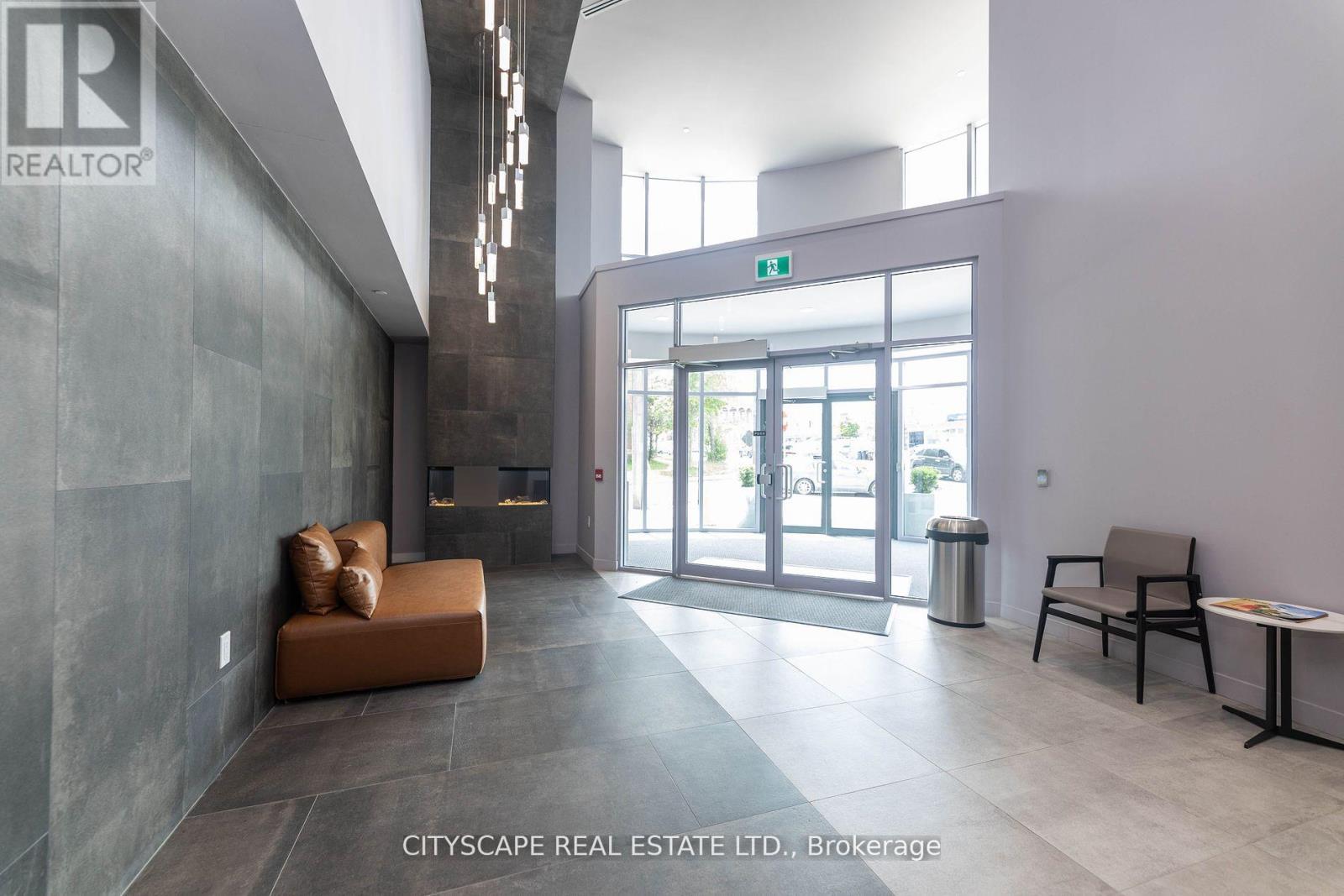 509 - 2433 Dufferin Street, Toronto, Ontario  M6E 3T3 - Photo 4 - W12510430