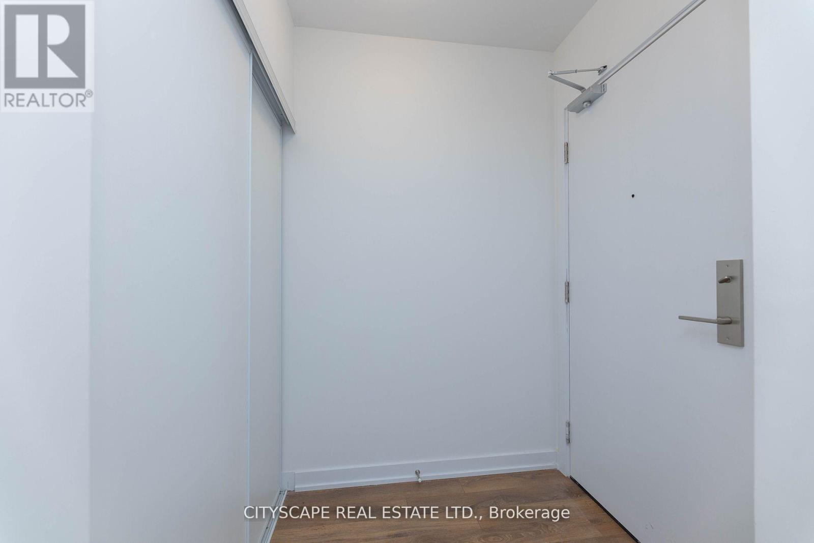 509 - 2433 Dufferin Street, Toronto, Ontario  M6E 3T3 - Photo 7 - W12510430