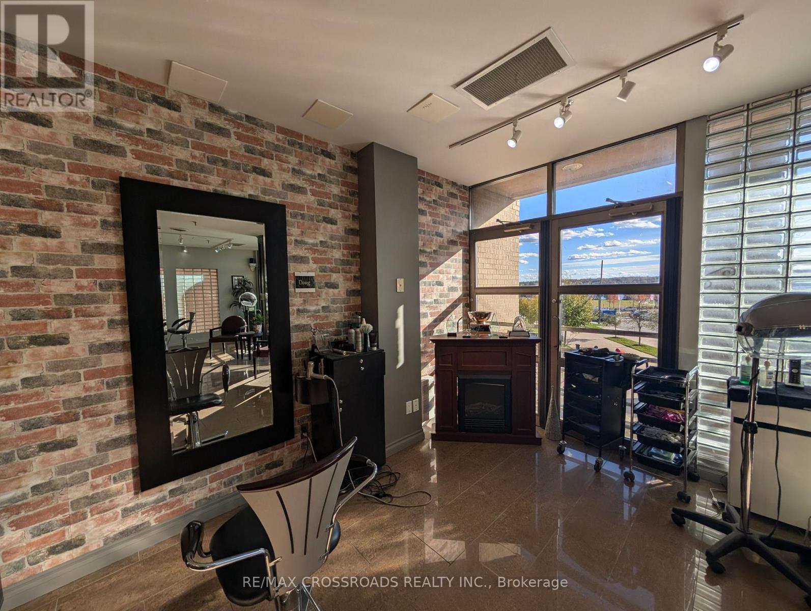 200 - 50 Dunlop Street E, Barrie, Ontario  L4M 6J9 - Photo 31 - S12505826