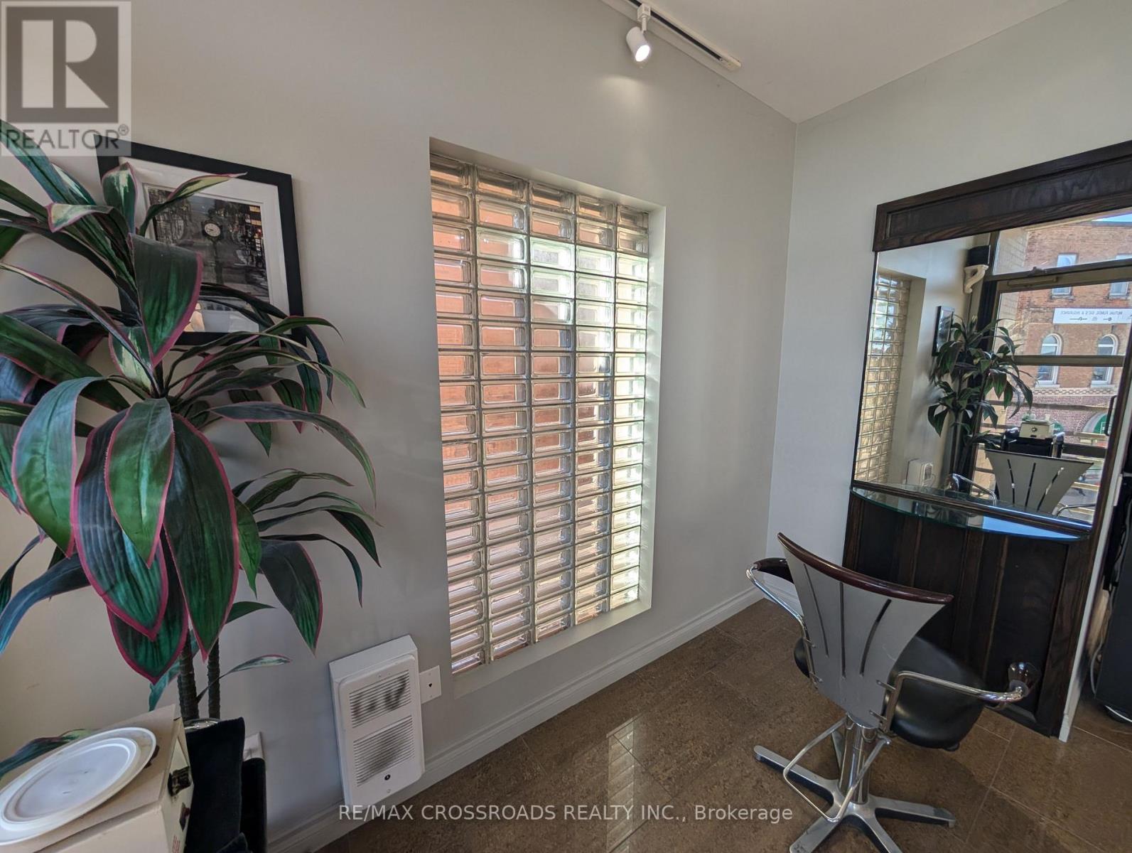 200 - 50 Dunlop Street E, Barrie, Ontario  L4M 6J9 - Photo 36 - S12505826