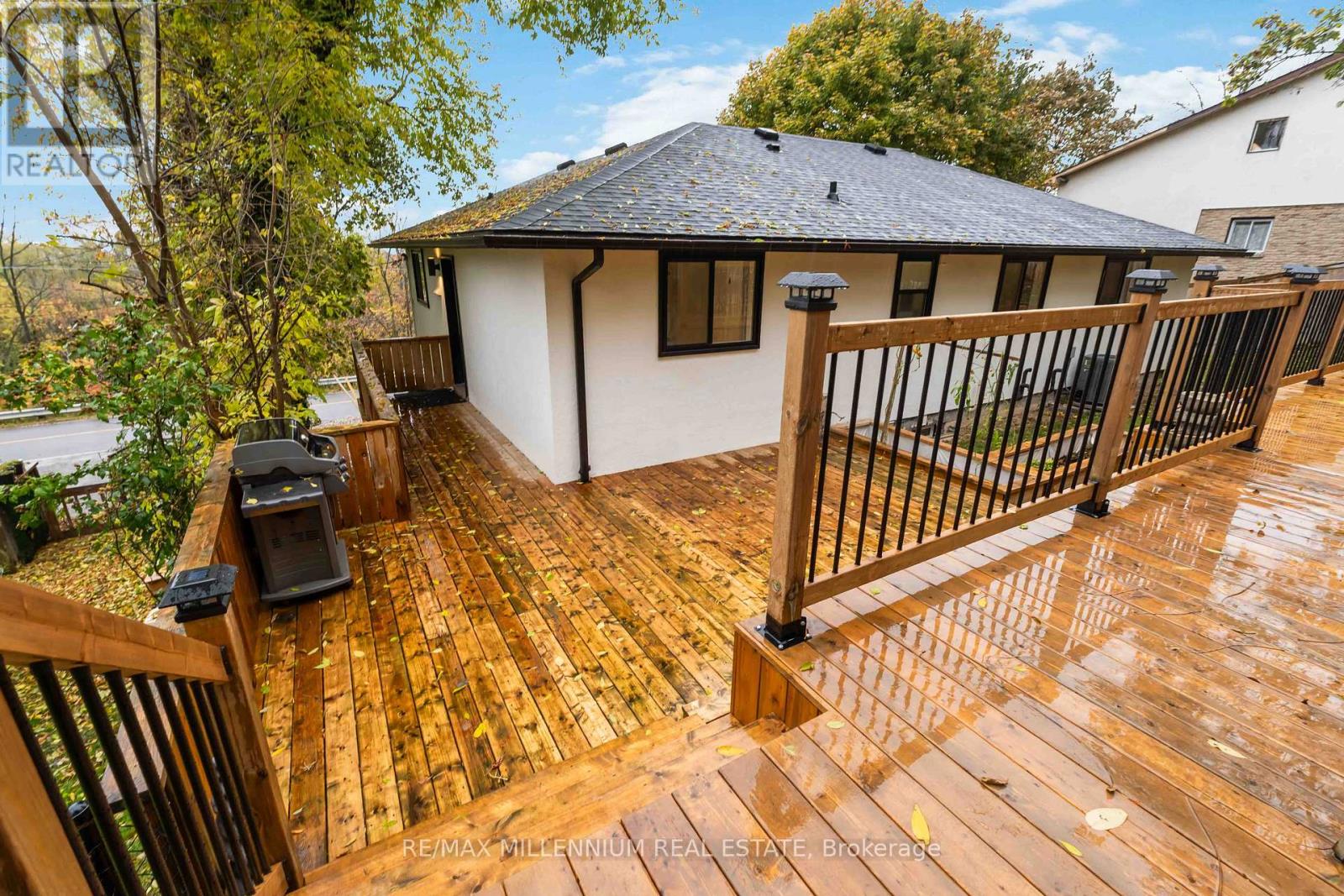 45 Bradley Street, St. Catharines, Ontario  L2T 1R5 - Photo 42 - X12509314