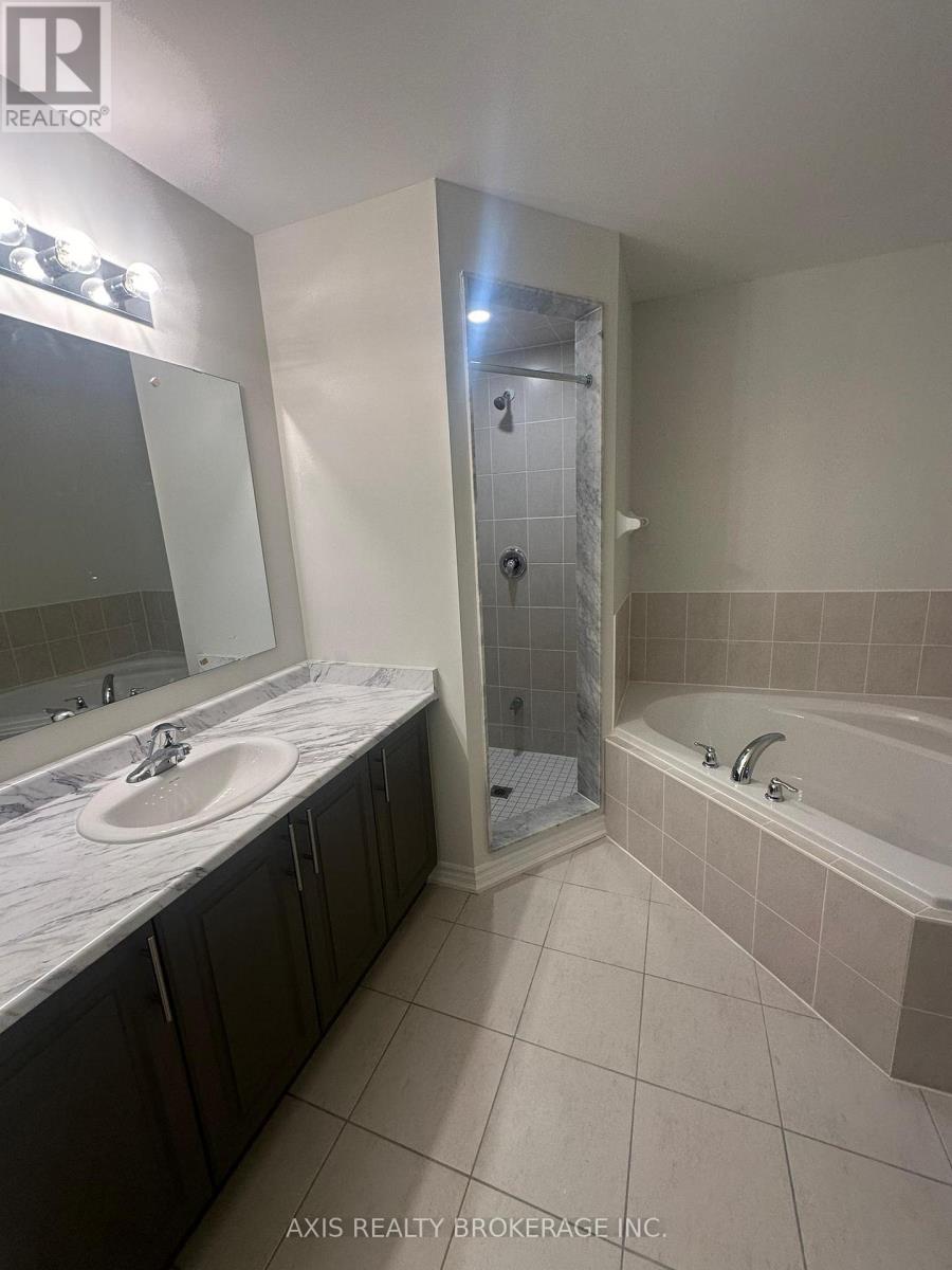 106 Baker Street, Thorold, Ontario  L2V 3P4 - Photo 6 - X12510438