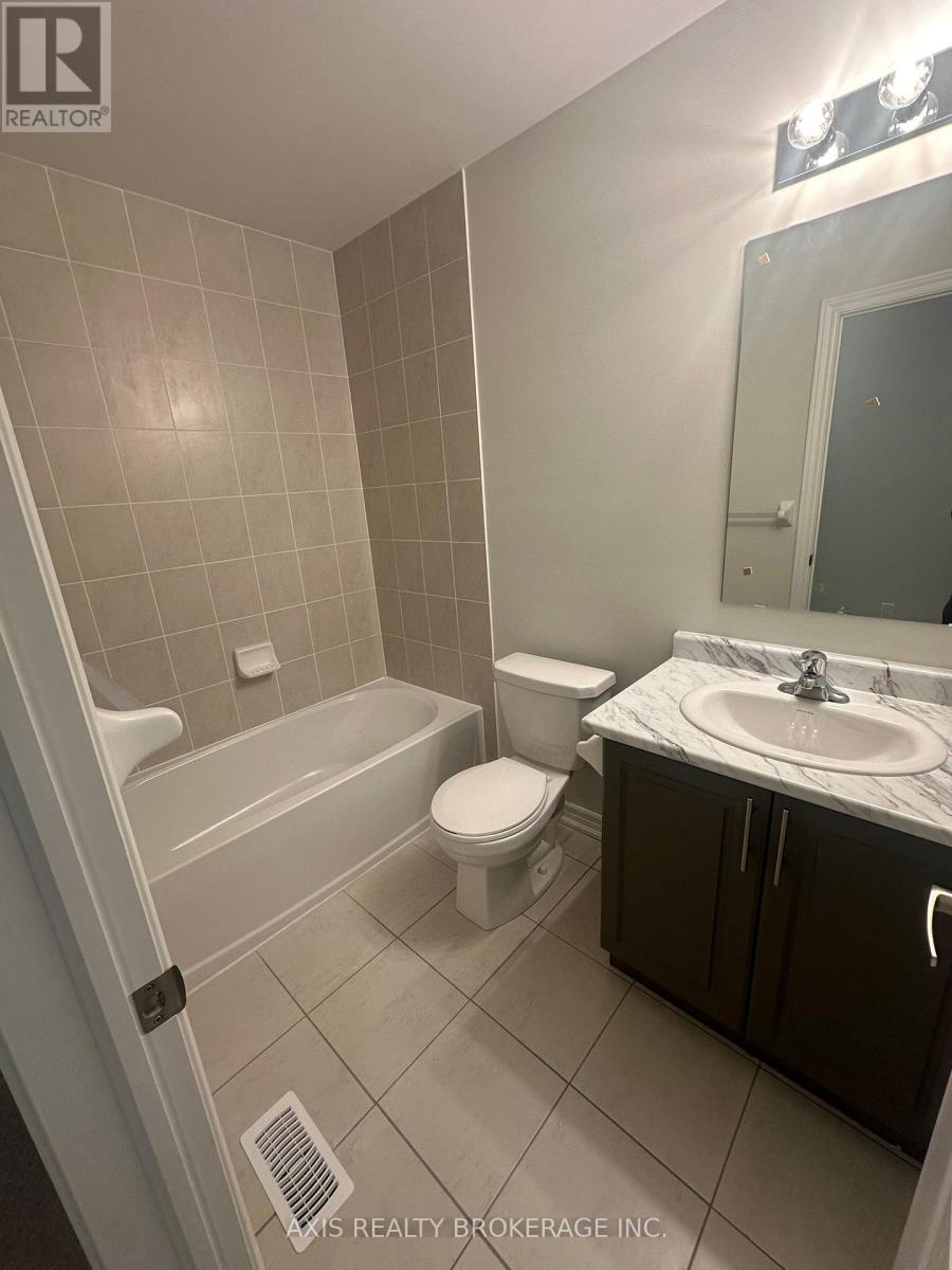 106 Baker Street, Thorold, Ontario  L2V 3P4 - Photo 7 - X12510438