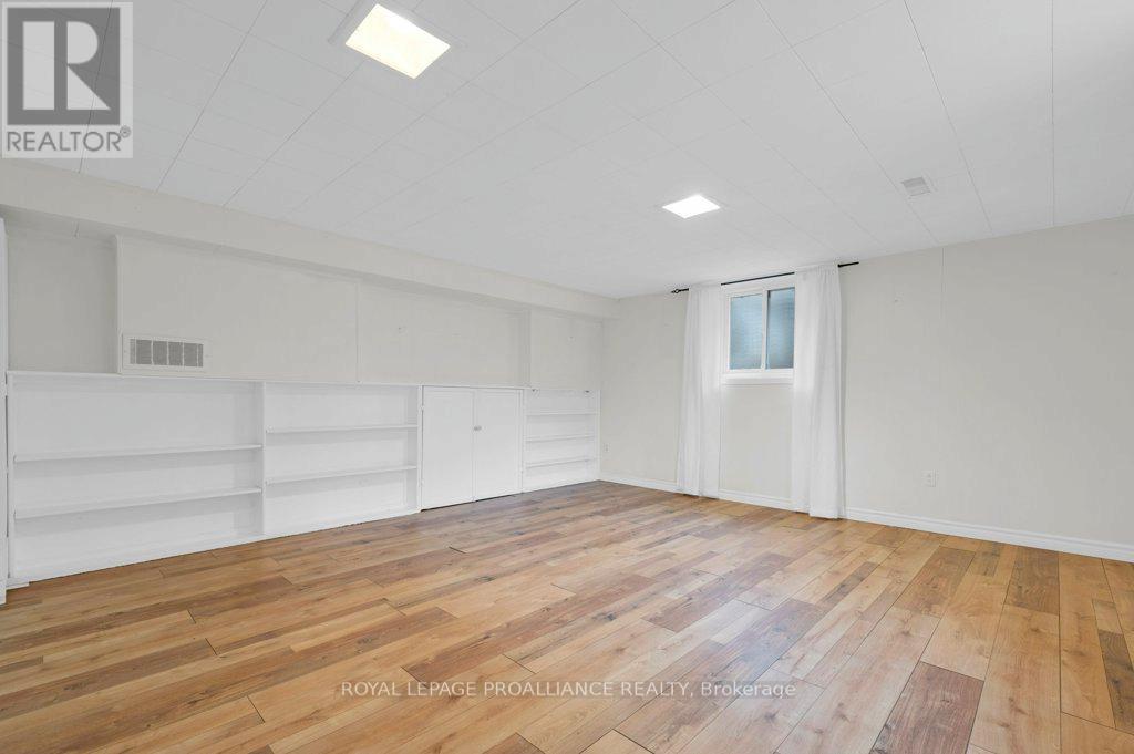 121 Palmer Road, Belleville, Ontario K8P 4C7 - Photo 24 - X12510506