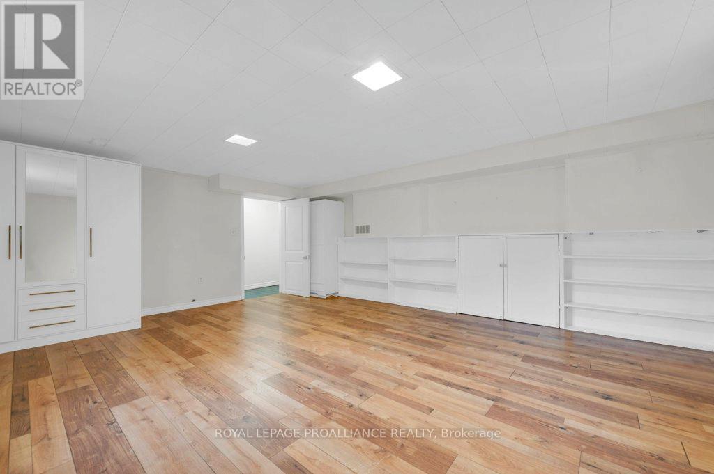 121 Palmer Road, Belleville, Ontario K8P 4C7 - Photo 25 - X12510506