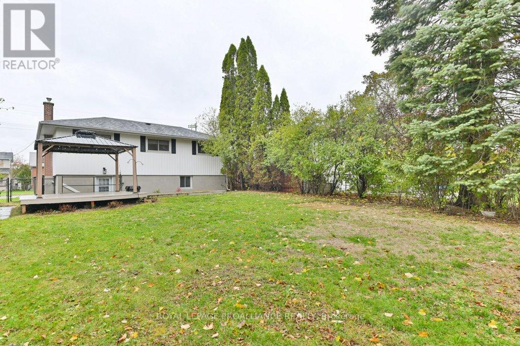 121 Palmer Road, Belleville, Ontario K8P 4C7 - Photo 33 - X12510506