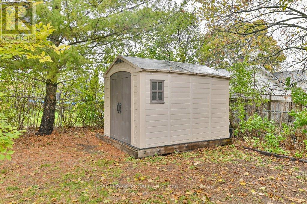 121 Palmer Road, Belleville, Ontario K8P 4C7 - Photo 36 - X12510506