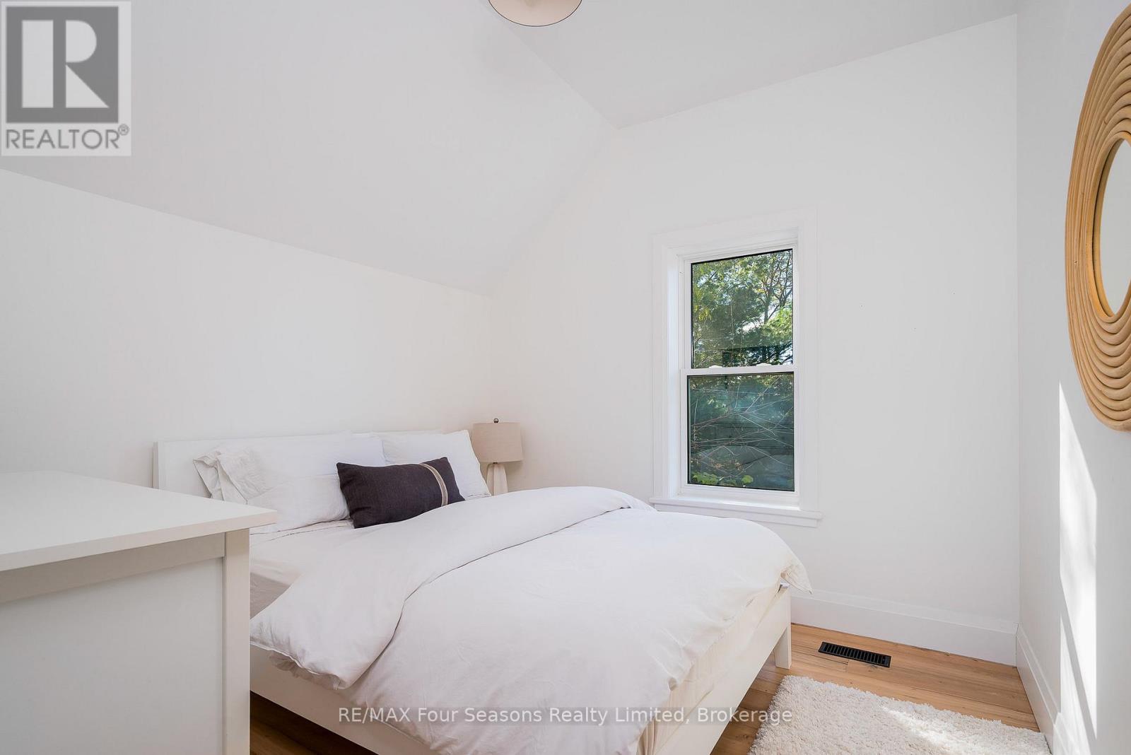 627174 119 Grey Road, Grey Highlands, Ontario  N0H 1J0 - Photo 17 - X12510494